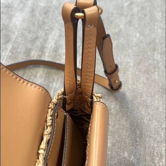 Tory Burch Miller stripe straw crossbody with dust bag - Picture 10 of 12